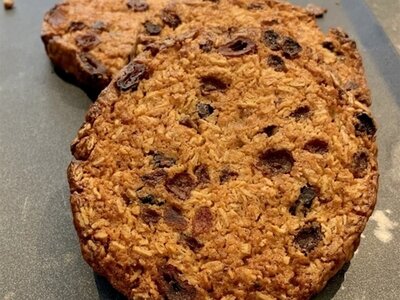 oatmeal cookie cranberry